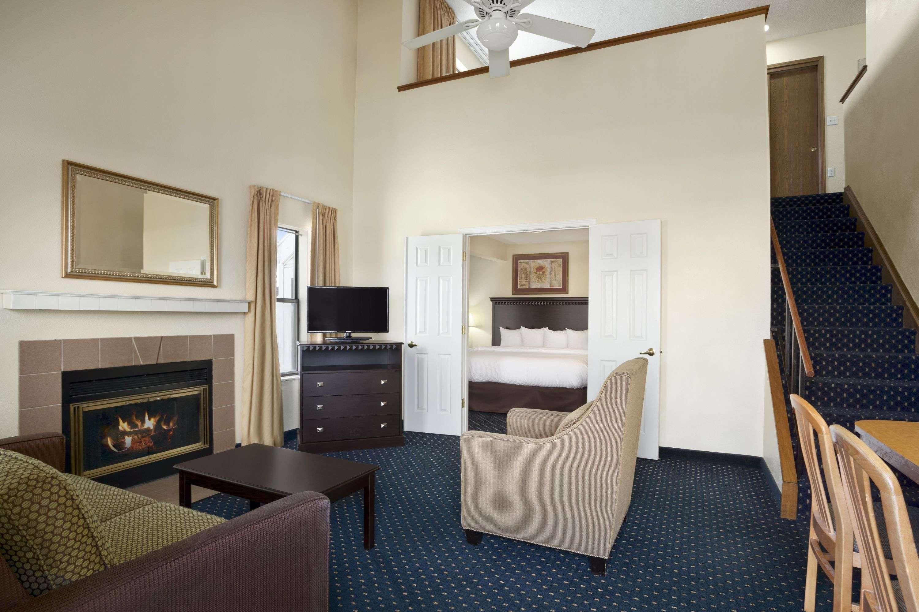 Hawthorn Extended Stay By Wyndham Fort Wayne Bagian luar foto