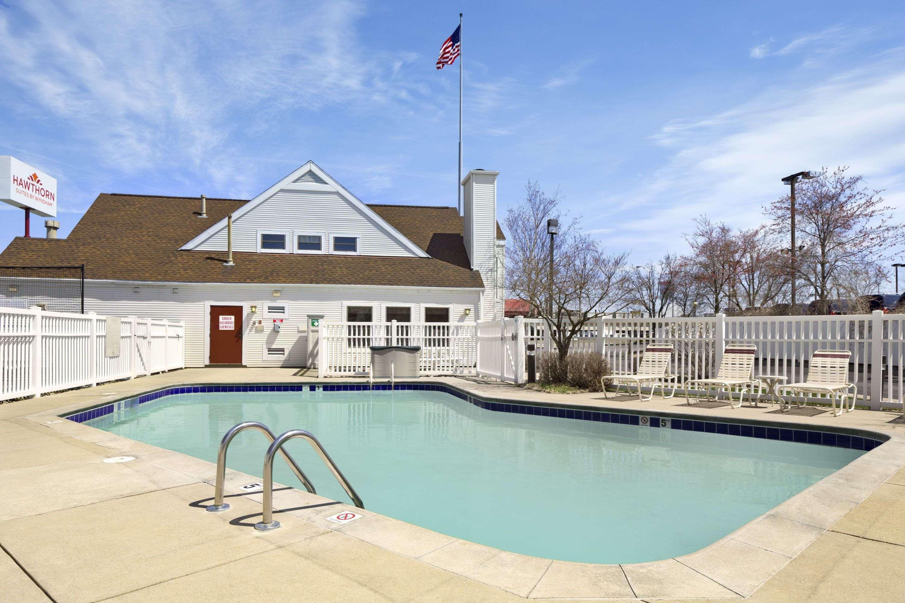 Hawthorn Extended Stay By Wyndham Fort Wayne Bagian luar foto